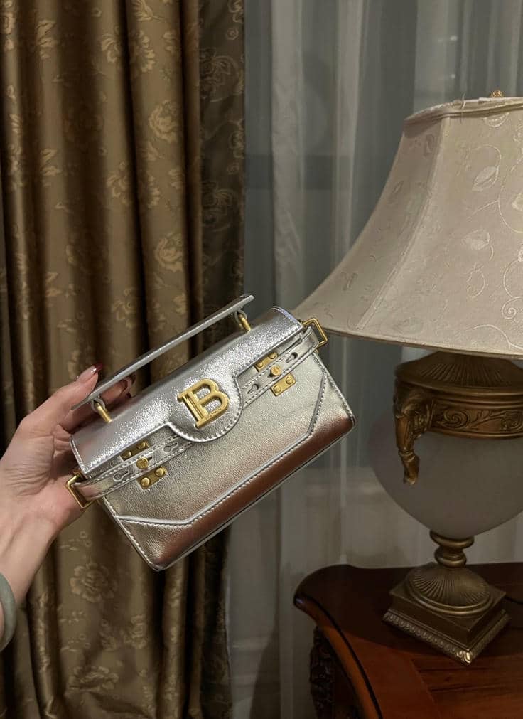 000118 Balmain Bag